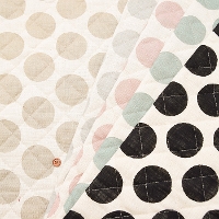 Linen-like slub print quilt fabric with polka dots <half stitch>